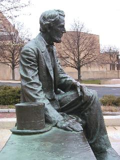 [Another view of Borglum's Lincoln statue]